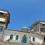 For Rent Piqeras, Sarande