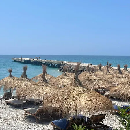 For Rent Piqeras, Sarande Apartamento *