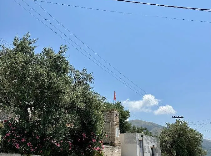 Apartamento For Rent Piqeras, Sarande *