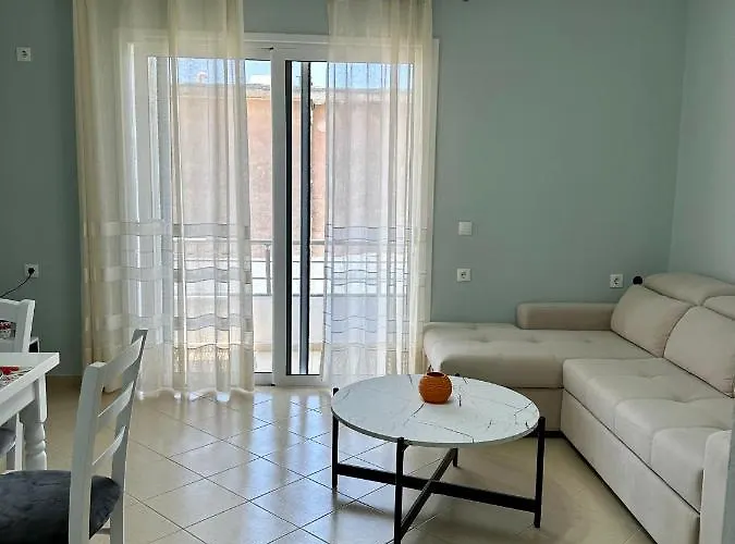 For Rent Piqeras, Sarande Appartement *