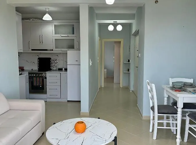 Appartement For Rent Piqeras, Sarande *