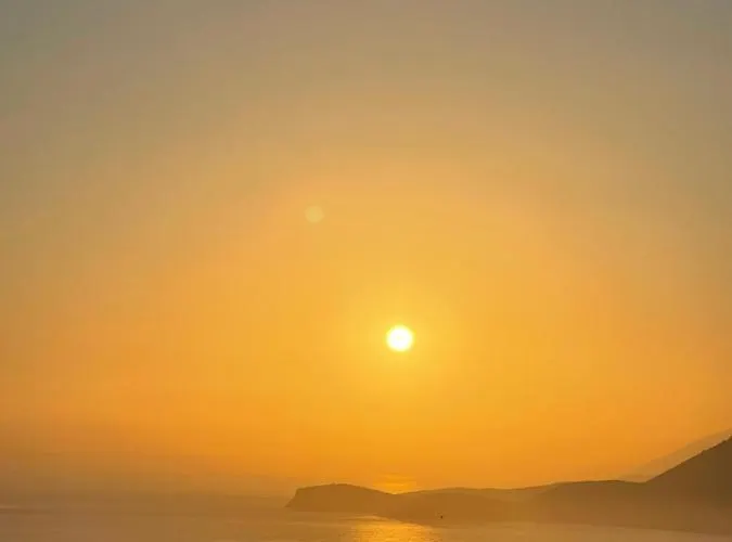 For Rent Piqeras, Sarande