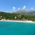 For Rent Piqeras, Sarande 公寓 Piqeras