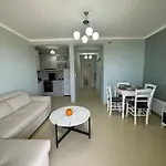 For Rent Piqeras, Sarande Piqeras