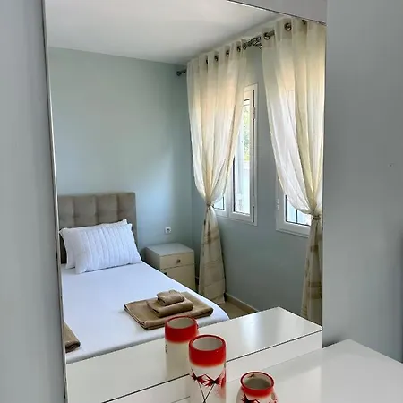 For Rent Piqeras, Sarande 아파트 *